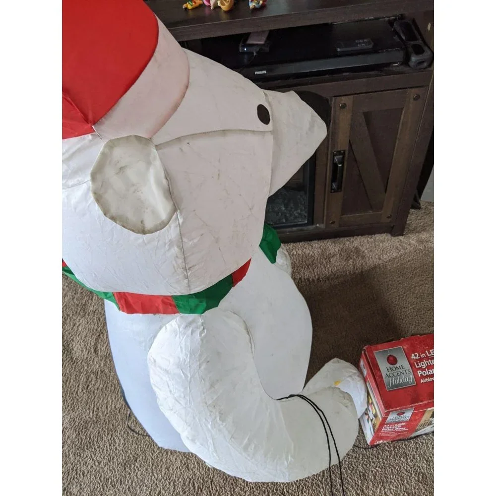 Home‎ accents polar bear inflatable Xmas lawn decor
